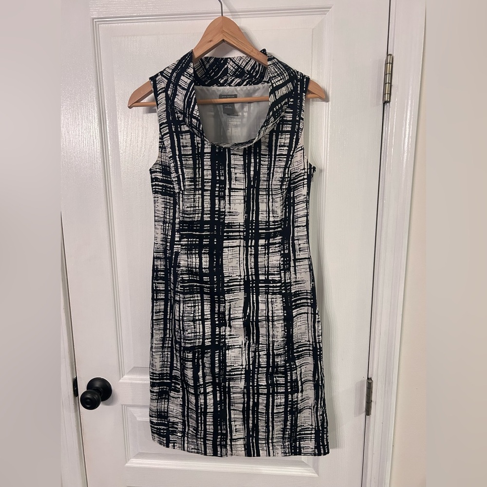 Ann Taylor Black and White Patterned Midi Dress